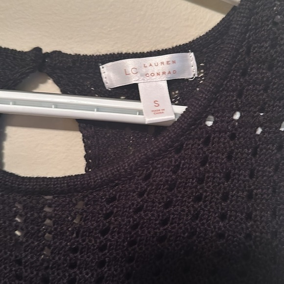 *NWT* LC Lauren Conrad cold shoulder Small - Picture 5 of 8